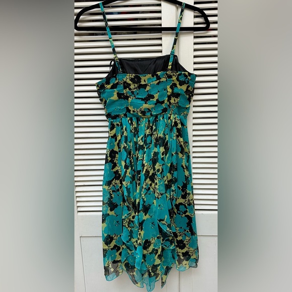 Kensie Floral Dress with Removable/Adjustable Straps Size 4 - Picture 3 of 13